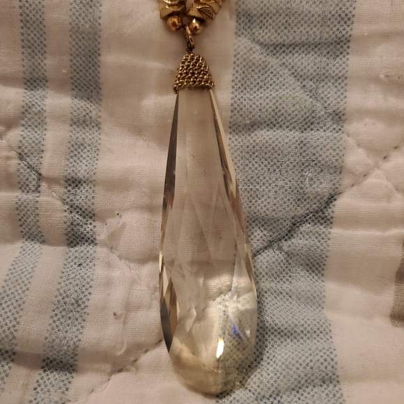 Crystal Pendent Necklace with Beads. - Picture 2 of 5